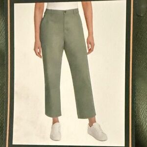 G.H. Bass & Co • Women's Chino Ankle Pant • Stretch Cotton Blend • Green Size 16